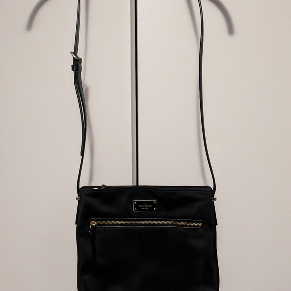 kate spade Handbags - Kate Spade Crossbody bag